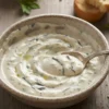 Sauce au bleu : recette facile au bleu d'Auvergne pour viandes et pâtes